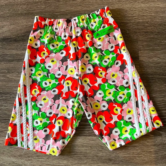 Adidas x Marimekko Cycling Shorts - Picture 2 of 6